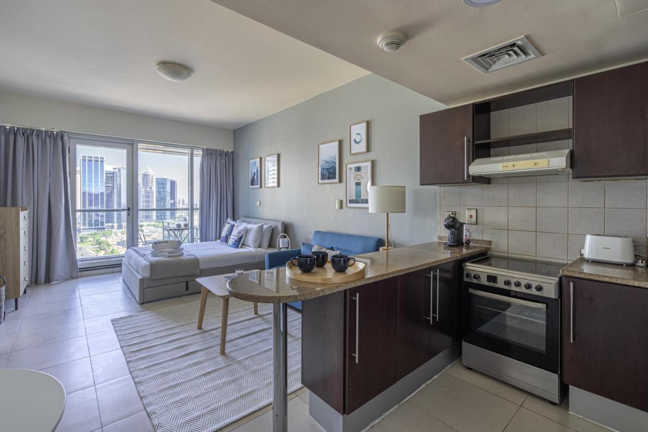 Higuests - Modern Studio With Incredible City Skyline View Дубай Екстер'єр фото